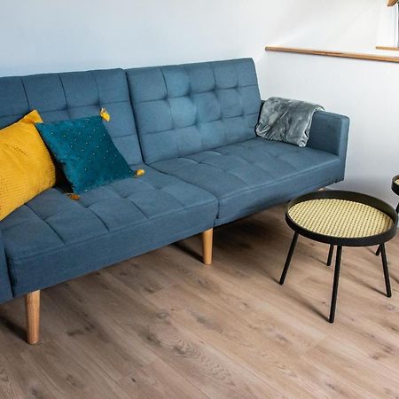 Confortable T1Bis Renove, Au Coeur D'Un Bourg Calme La Chapelle-Neuve  Екстериор снимка